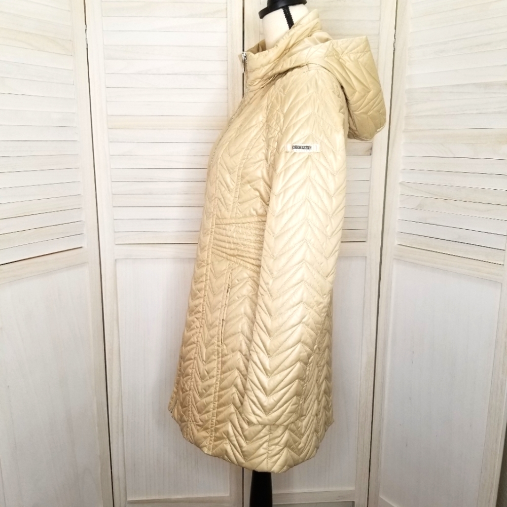 Via Spiga Gold Quilted Woman’s coat. Size Sm - Picture 11 of 13